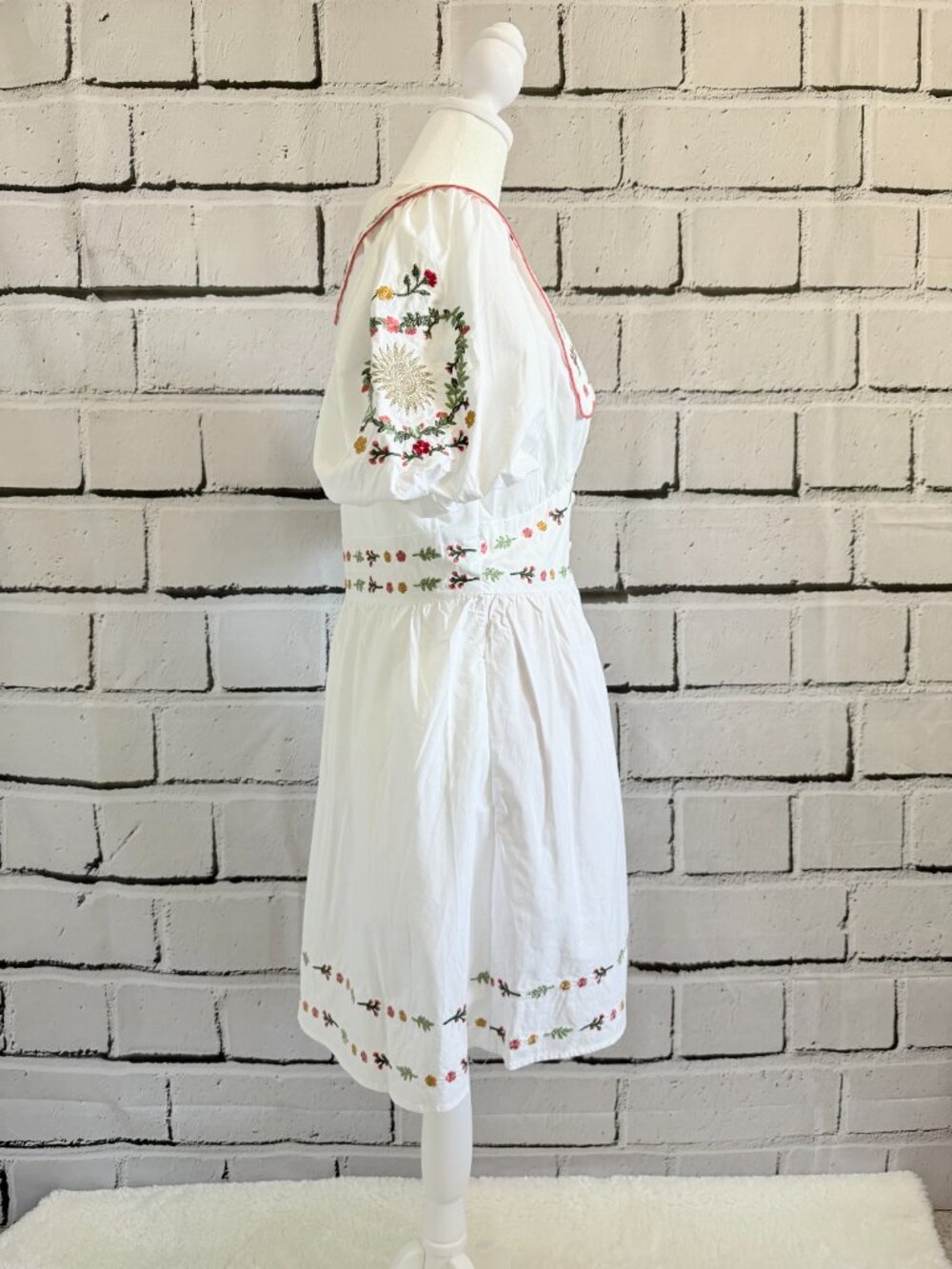 NWT Caroline Constas White Floral Embroidered Puff Sleeve Mini Dress Size 6 - Picture 4 of 16